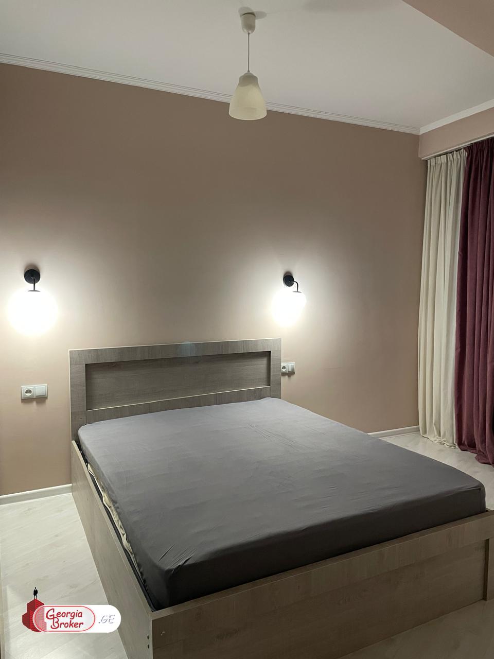 იყიდება ახალი გარემონტებული 2 ოთახიანი ბინა